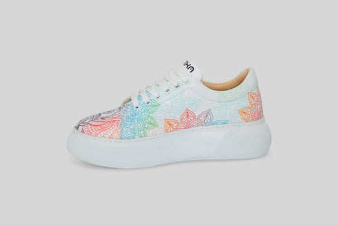Sneakersy na platformie w Orientalne Słonie