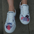 Sneakersy z kotami - koty są wszędzie
